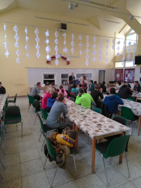 következő