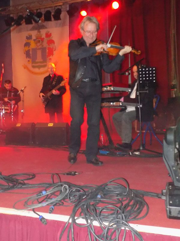 következő