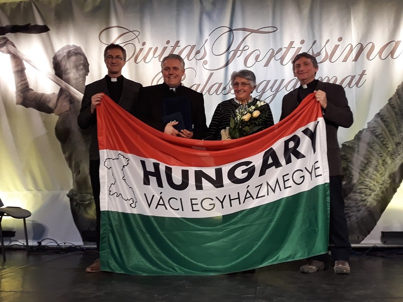 következő
