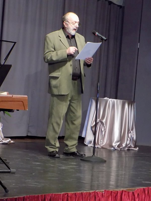 következő