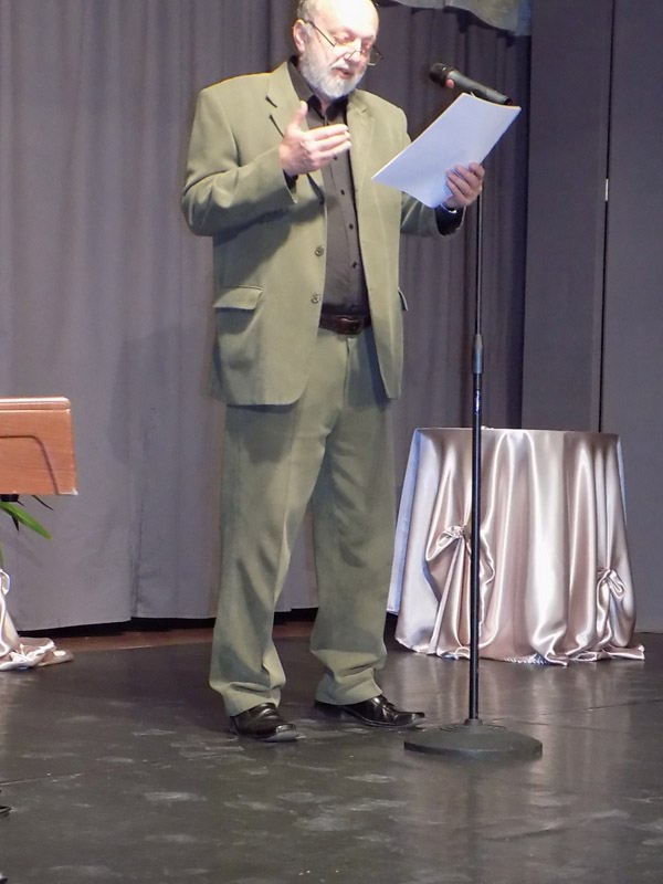 következő