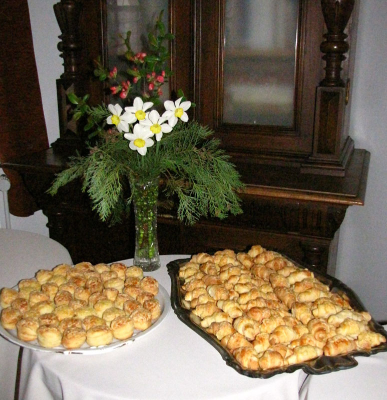 következő