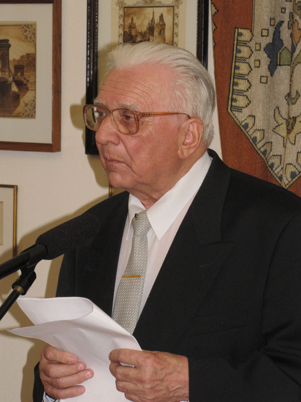 következő