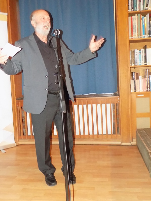 következő