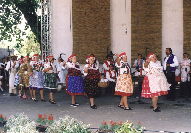 következő