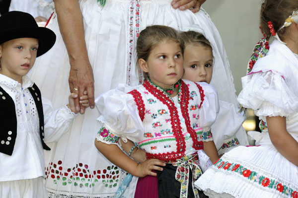 következő