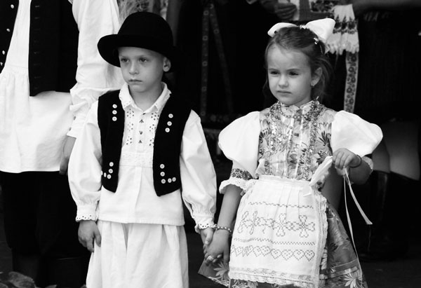 következő