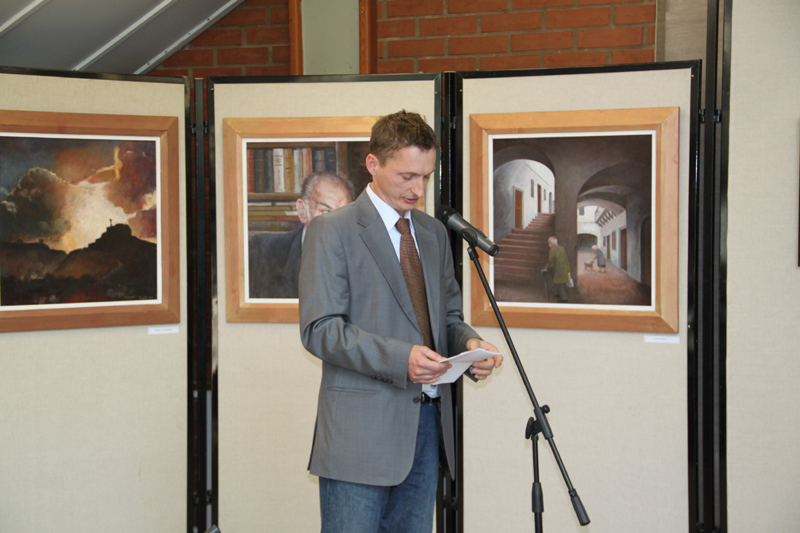 következő