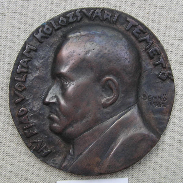 következő