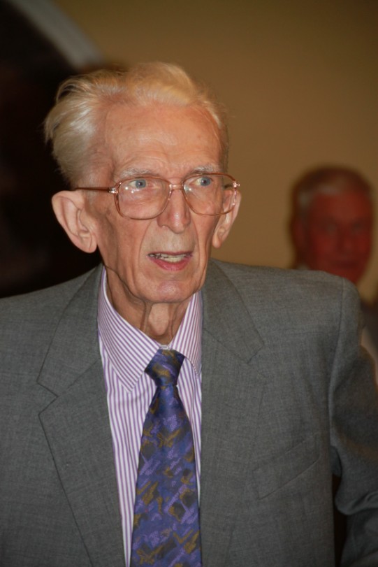 következő