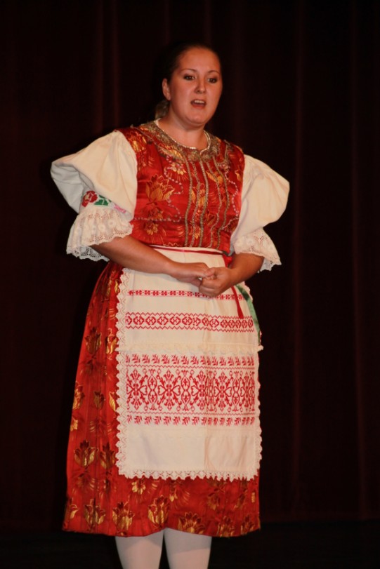 következő