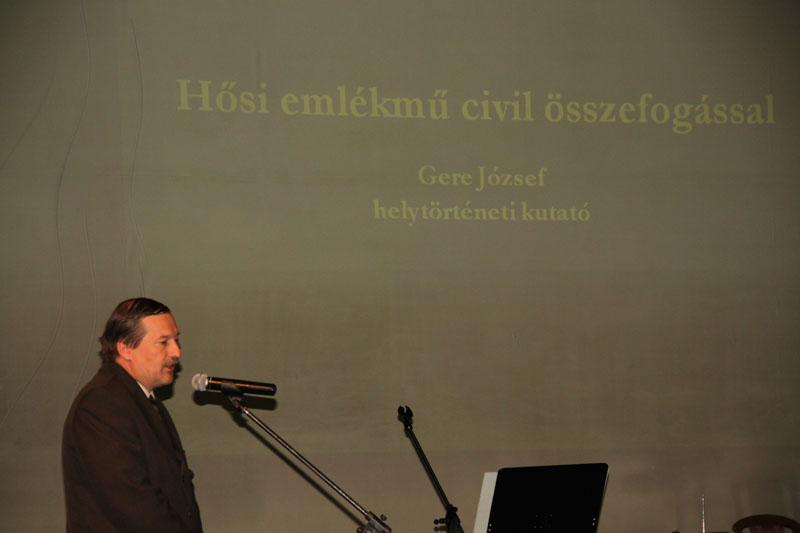 következő