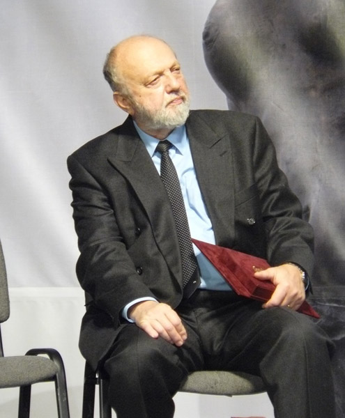 következő
