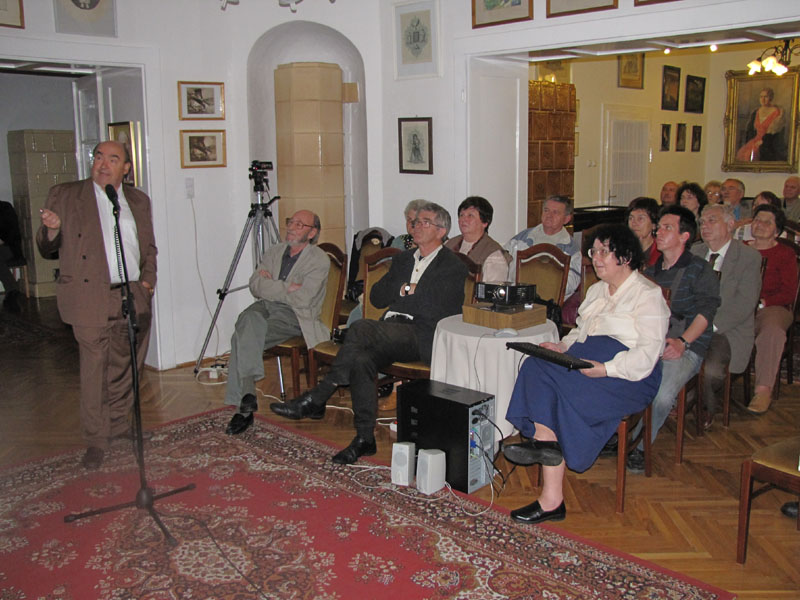 következő