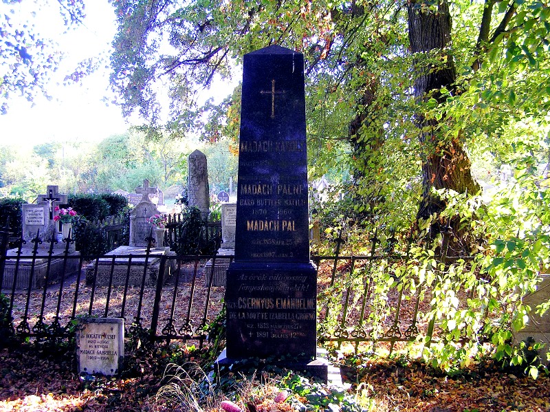 következő