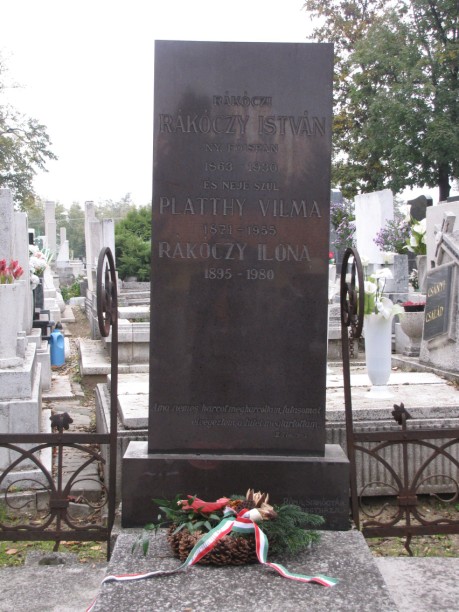 következő