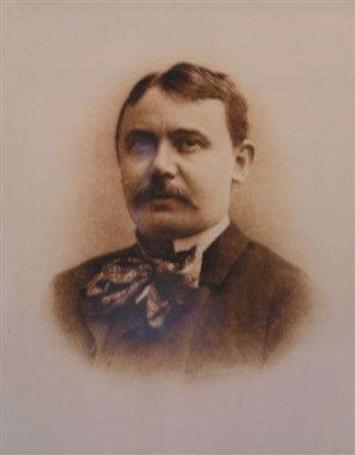 következő
