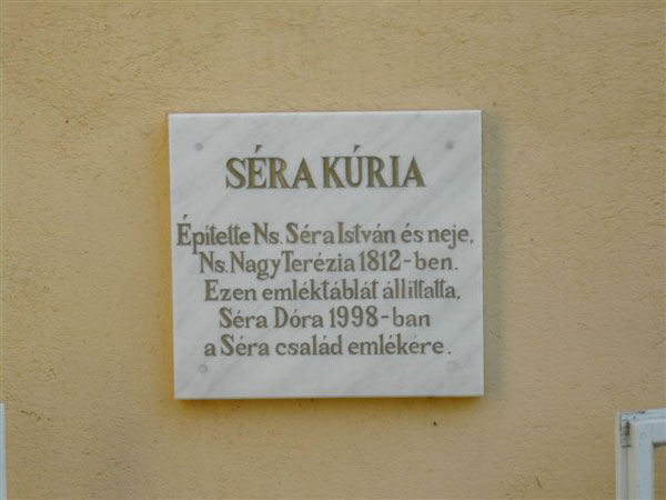 következő