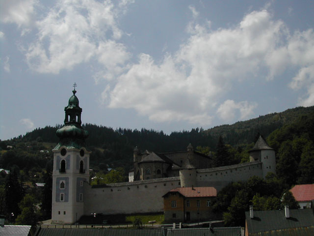 következő