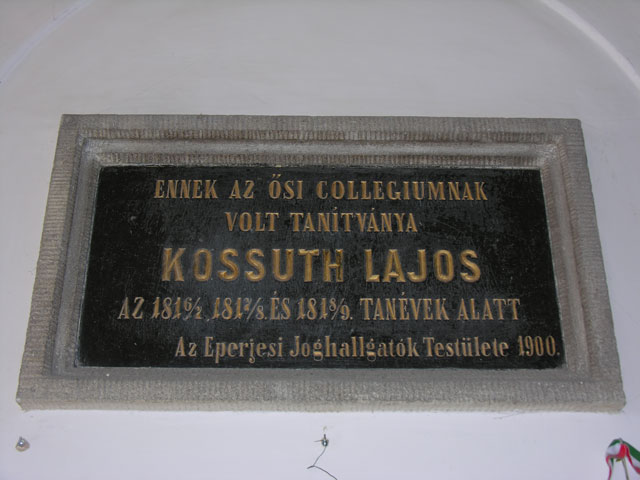 következő