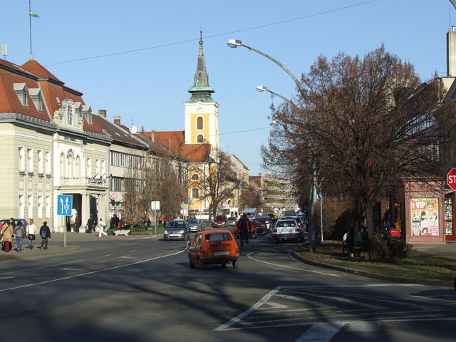 következő