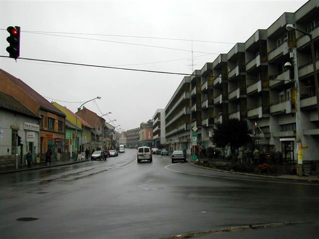 következő