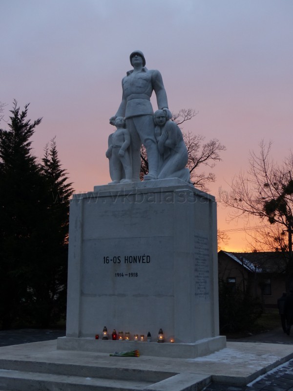 következő