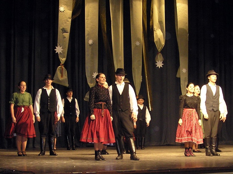 következő