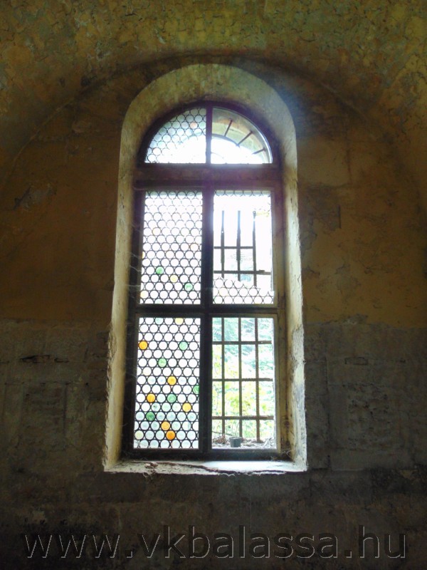 következő