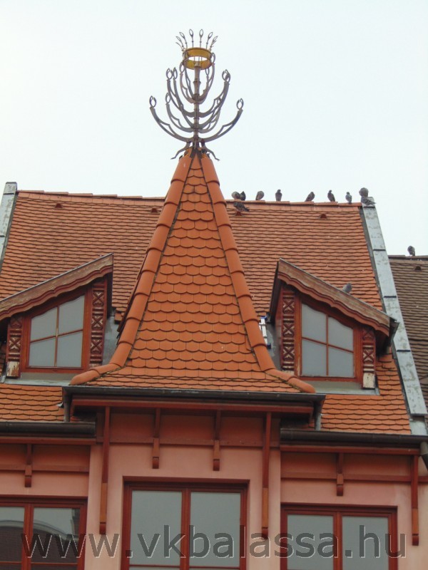 következő