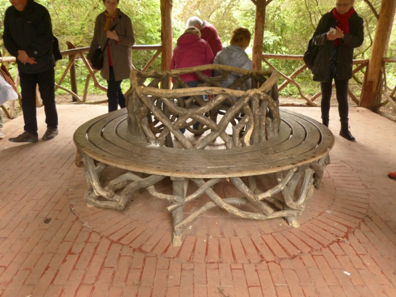 következő