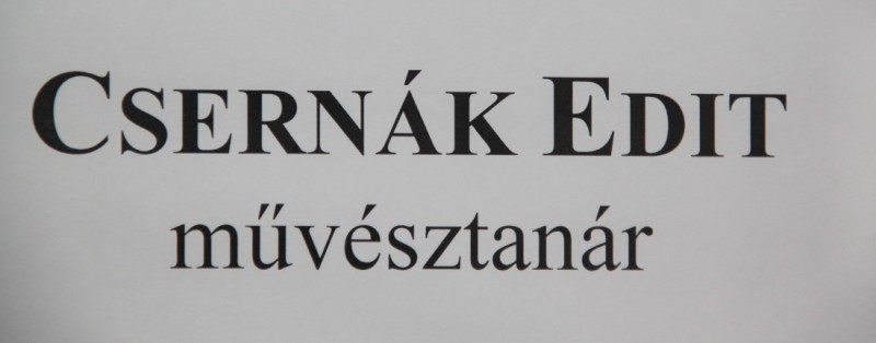 következő