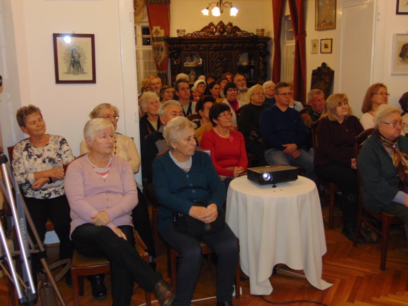 következő