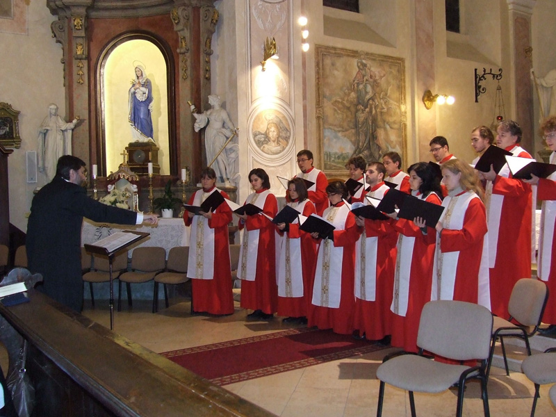következő