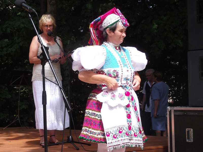 következő
