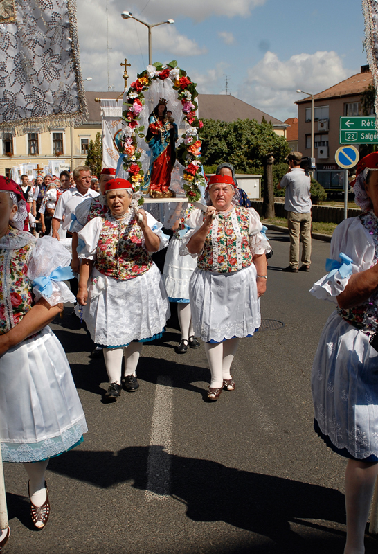 következő