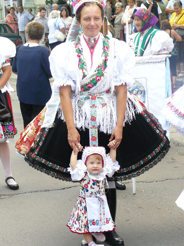 következő