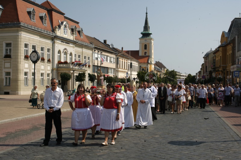 következő