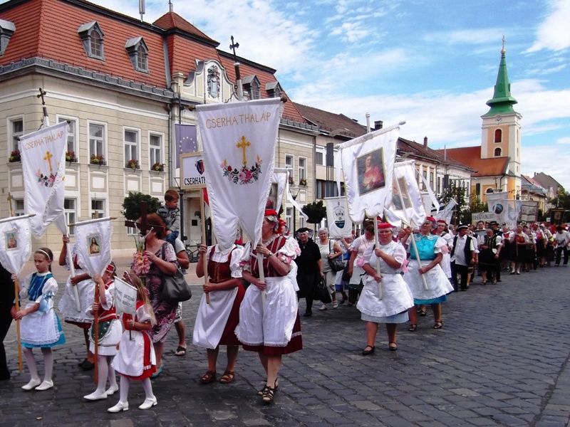 következő