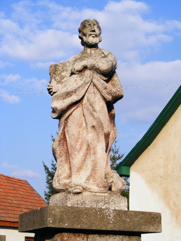 következő