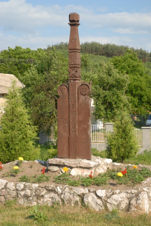 következő