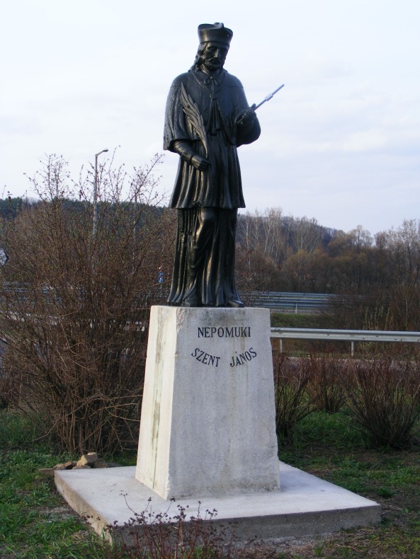 következő