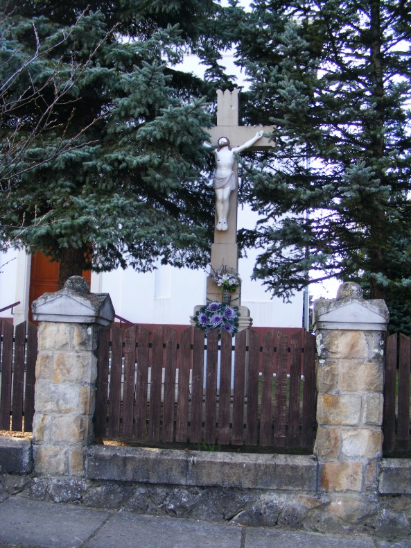 következő