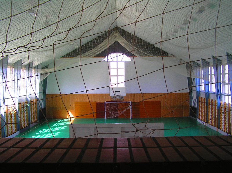 következő