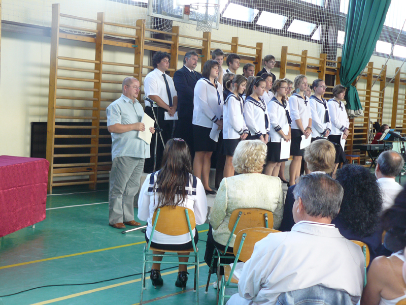 következő