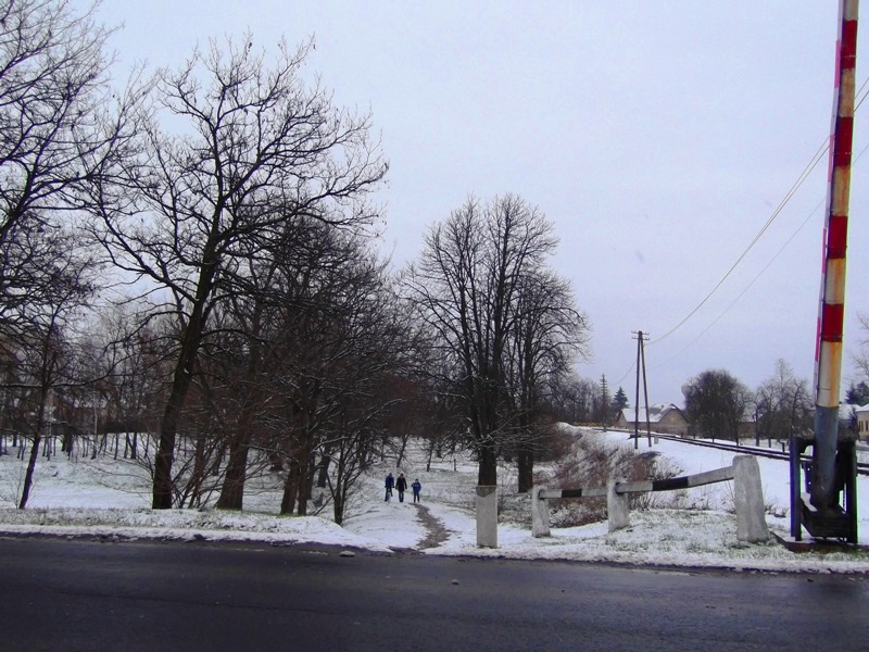következő