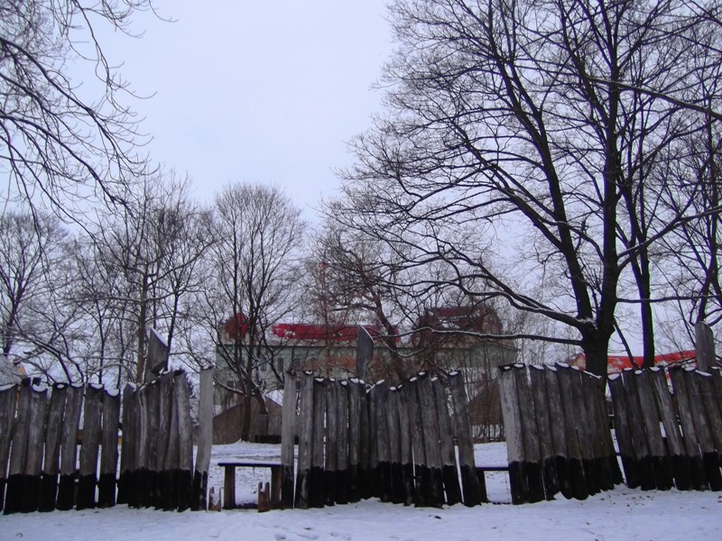 következő