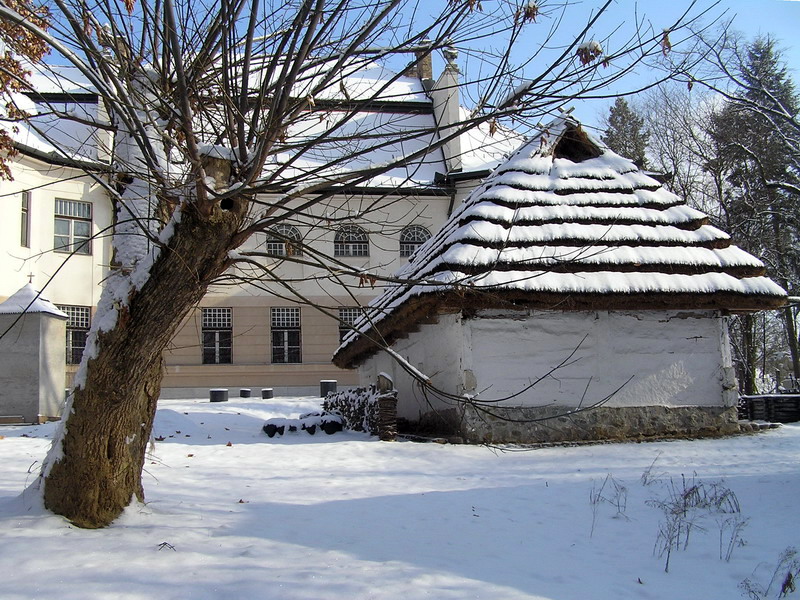 következő