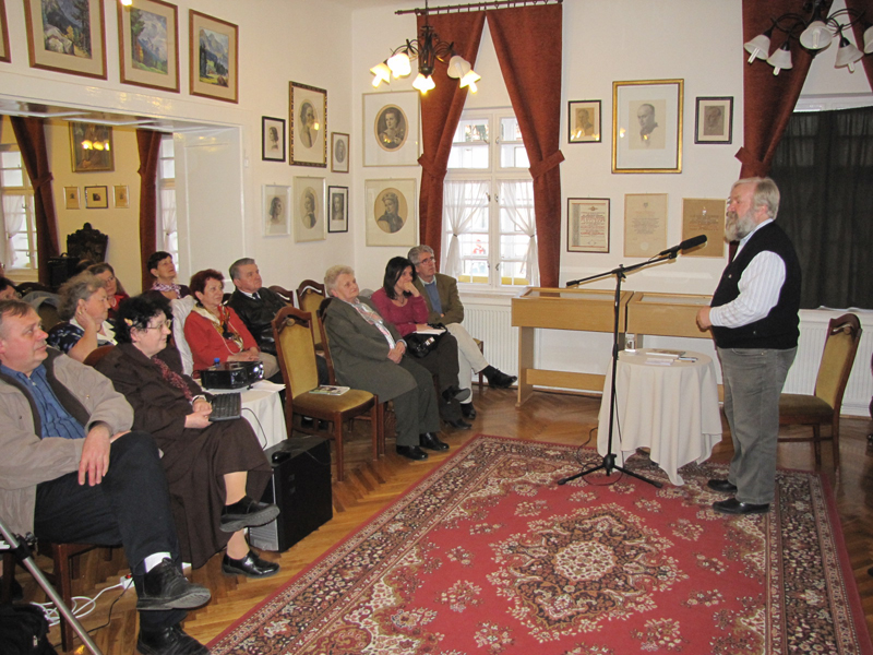 következő