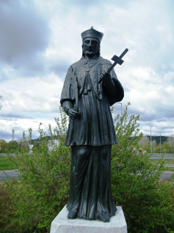 következő
